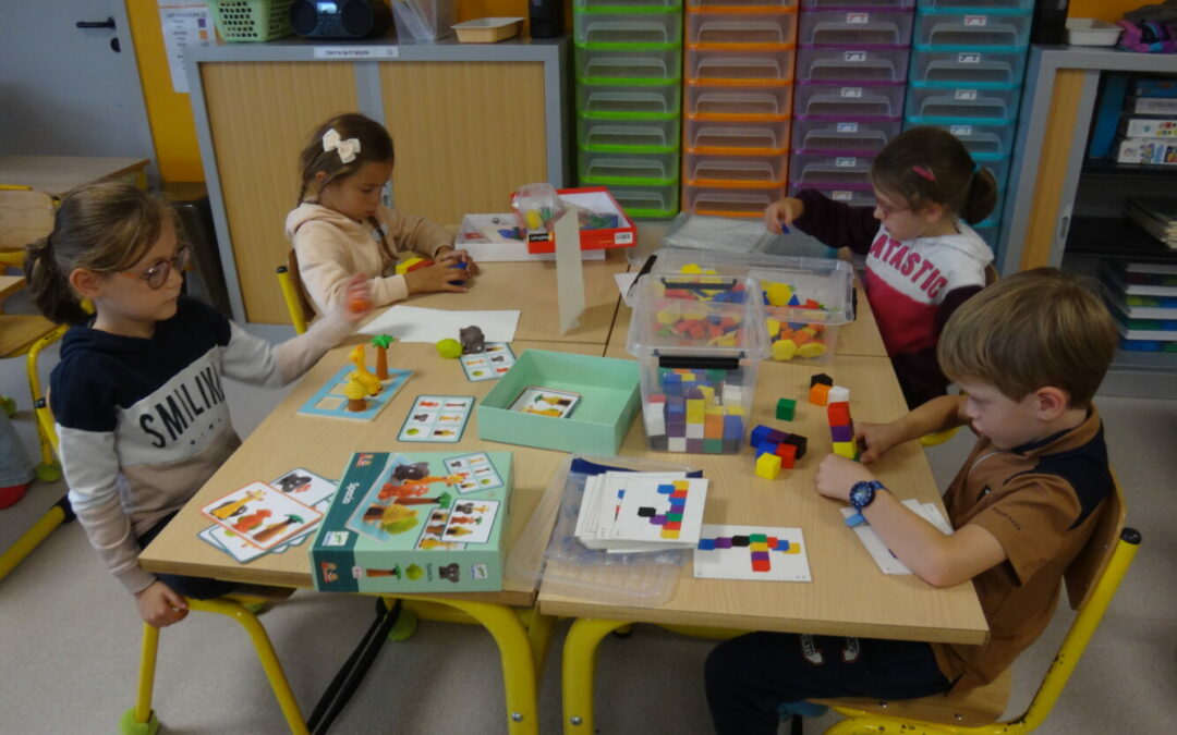 Des ateliers en classe de GS-CP